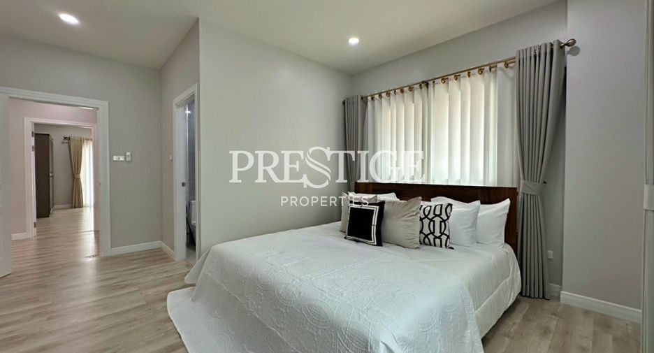 For sale 4 bedrooms house in Bang Lamung, Chonburi