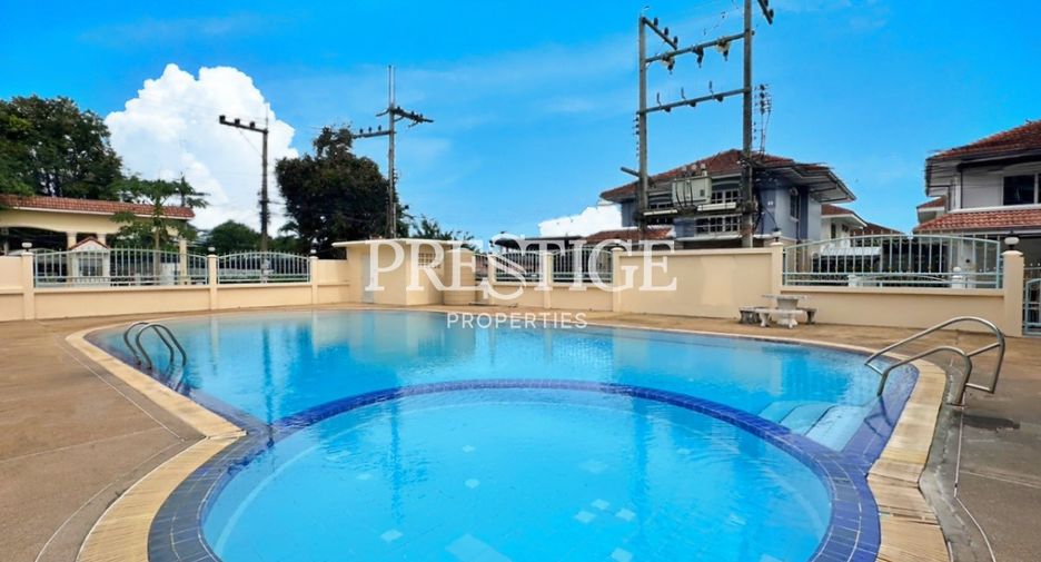 For sale 4 bedrooms house in Bang Lamung, Chonburi