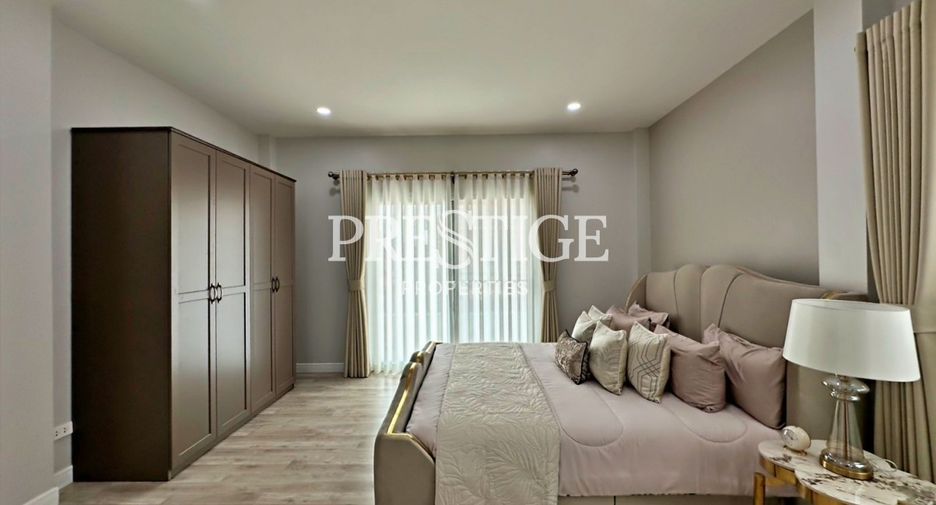 For sale 4 bedrooms house in Bang Lamung, Chonburi