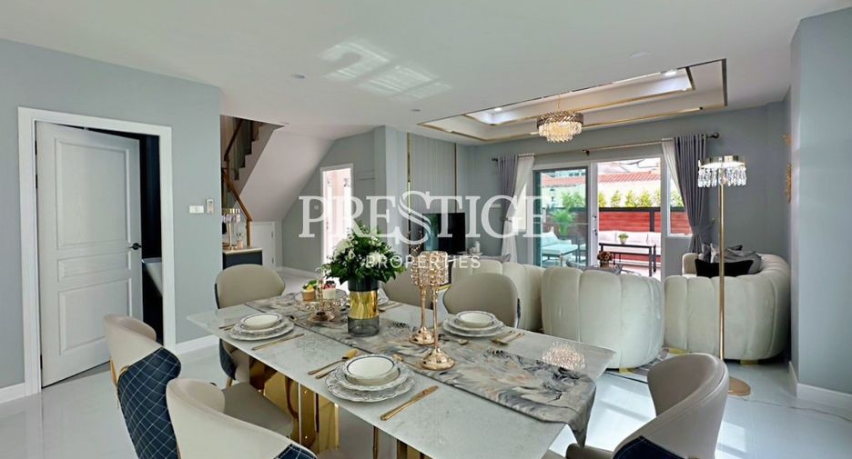 For sale 4 bedrooms house in Bang Lamung, Chonburi