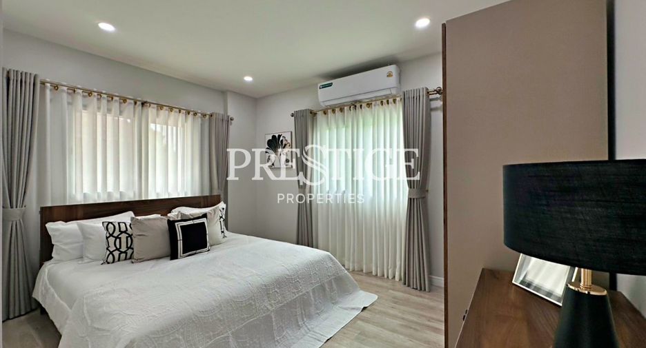 For sale 4 bedrooms house in Bang Lamung, Chonburi