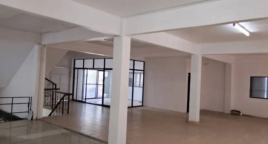 For sale and for rent 8 bedrooms retail Space in Bang Lamung, Chonburi