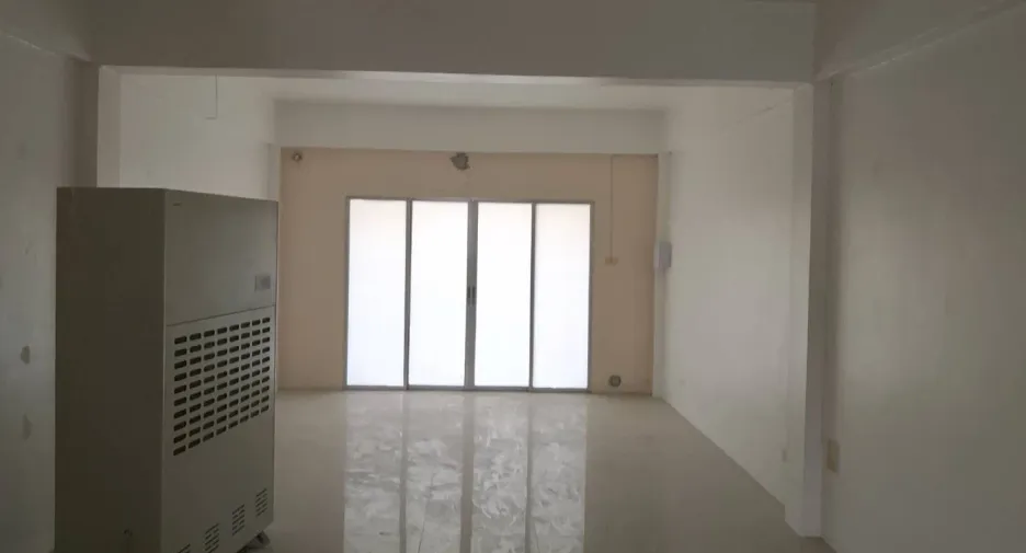 出售 和 出租 1 卧室 独立屋 在 Bang Lamung, Chon Buri