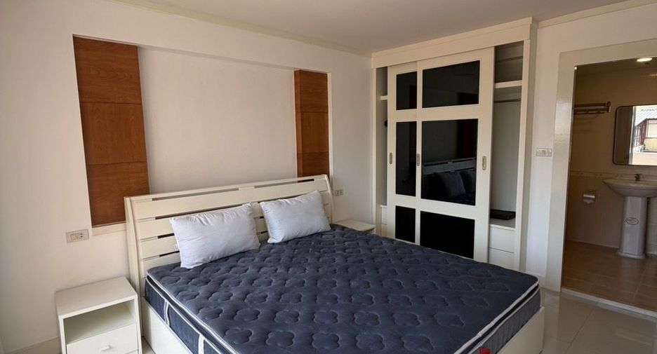 For rent 2 bedrooms condo in Bang Lamung, Chonburi