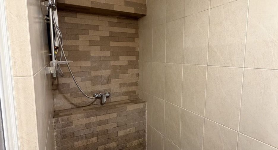For rent 2 bedrooms condo in Bang Lamung, Chonburi