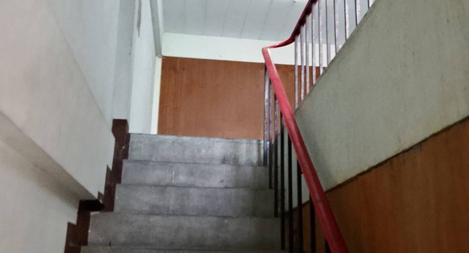 For sale and for rent 3 bedrooms retail Space in Bang Lamung, Chonburi