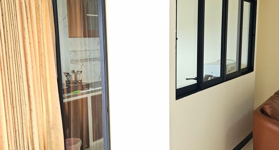 For rent 3 bedrooms apartment in Suan Luang, Bangkok