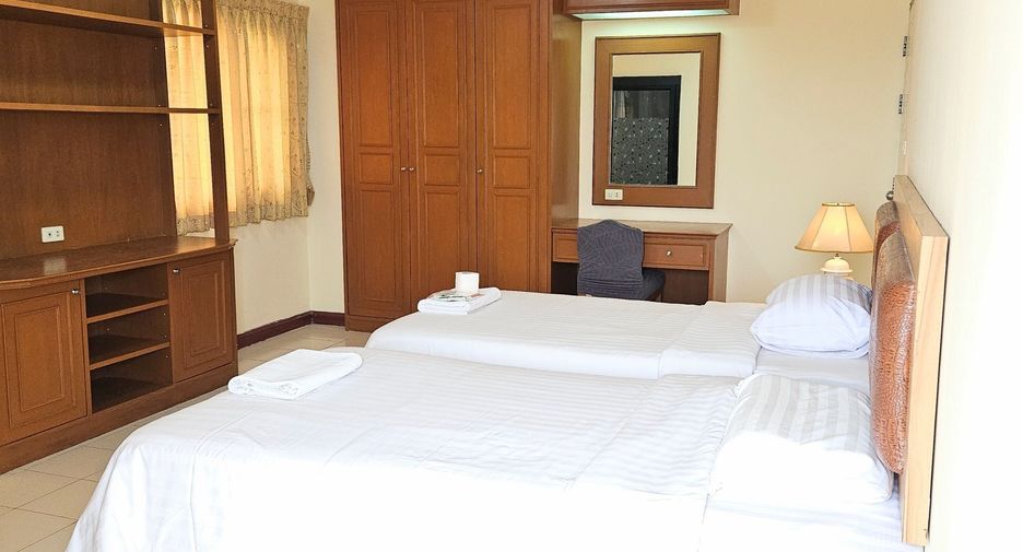 For rent 3 bedrooms apartment in Suan Luang, Bangkok