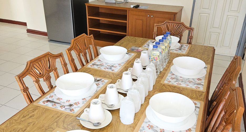 For rent 3 bedrooms apartment in Suan Luang, Bangkok