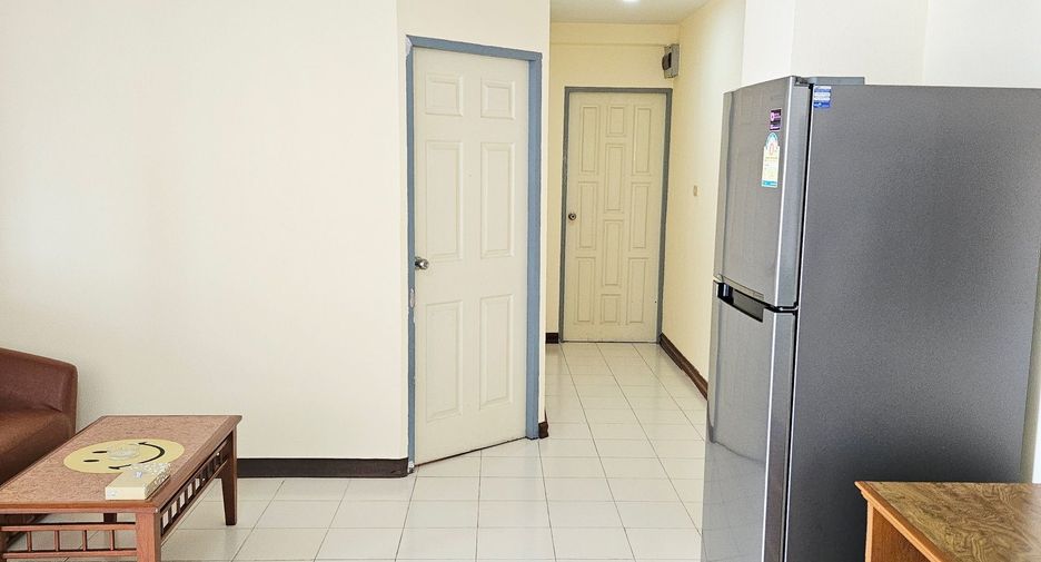 For rent 3 bedrooms apartment in Suan Luang, Bangkok