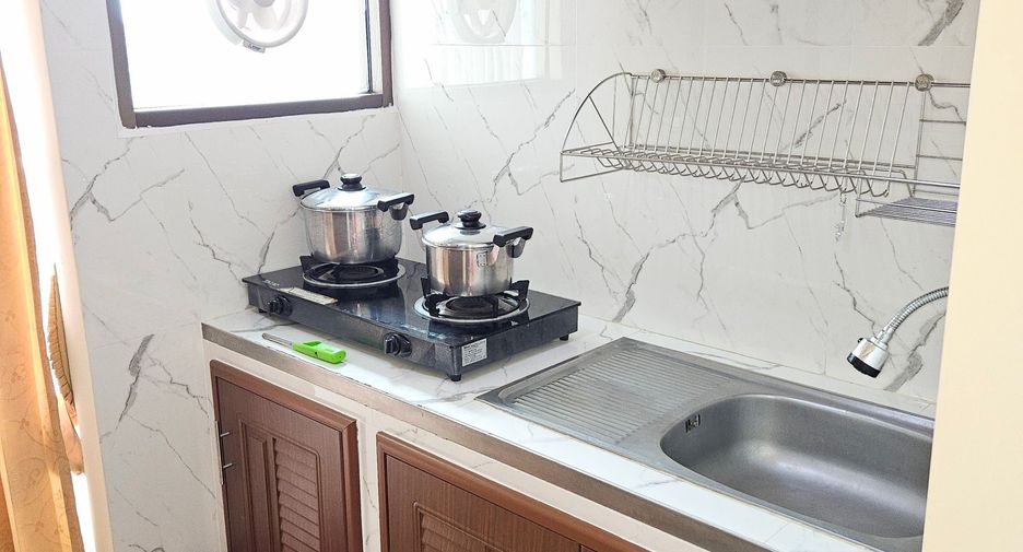 For rent 3 bedrooms apartment in Suan Luang, Bangkok