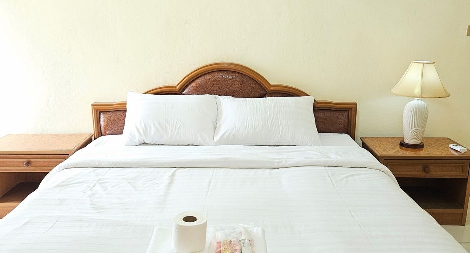 For rent 3 bedrooms apartment in Suan Luang, Bangkok