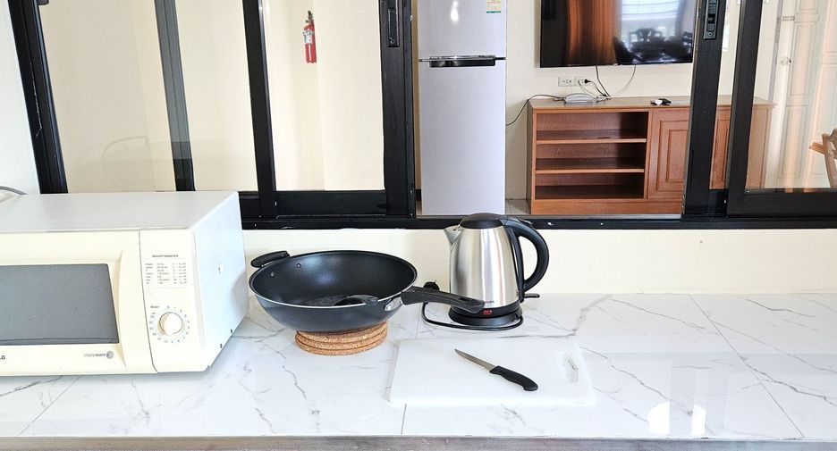 For rent 3 bedrooms apartment in Suan Luang, Bangkok