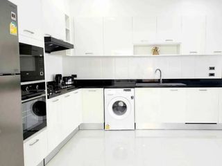 For rent 3 ベッドルーム villa in Mueang Phuket, Phuket