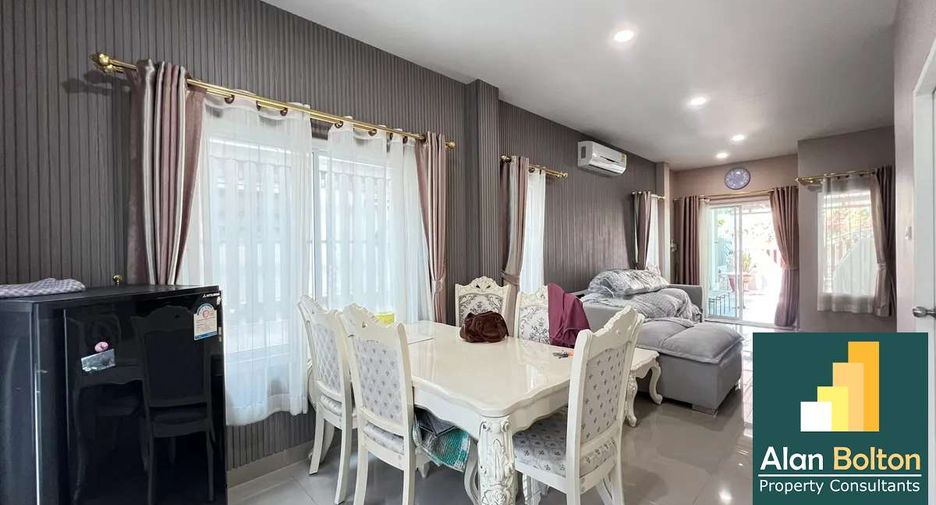 Casa adosada en alquiler de 2 habitaciones en Jomtien, Pattaya
