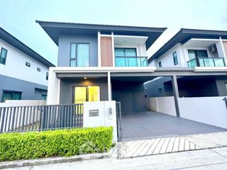 For Rent 3 Bedroom House In Bang Lamung, Chonburi