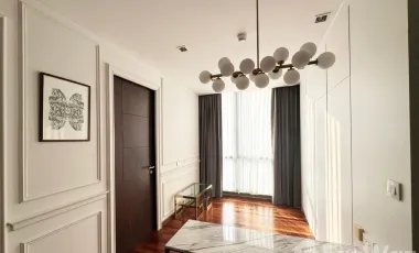 For rent 2 bedrooms condo in Pathum Wan, Bangkok