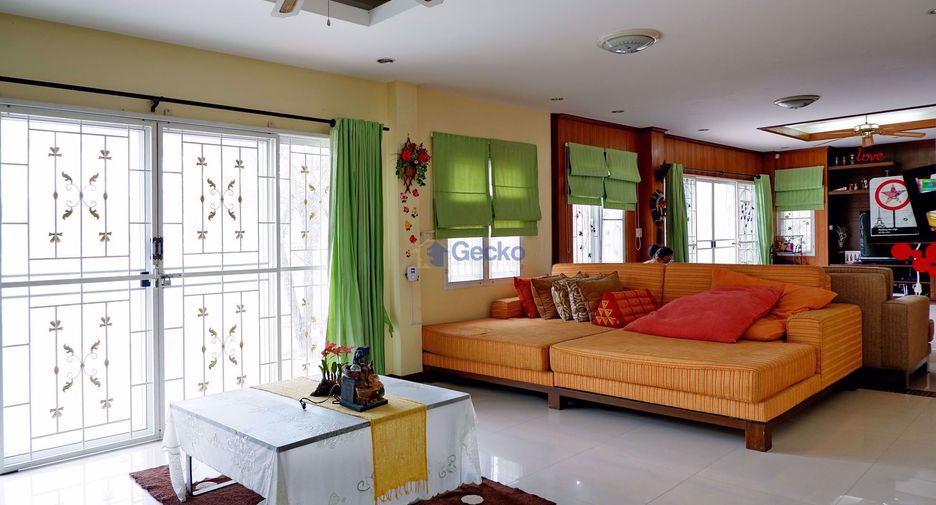 出租 3 卧室 独立屋 在 Bang Lamung, Chon Buri