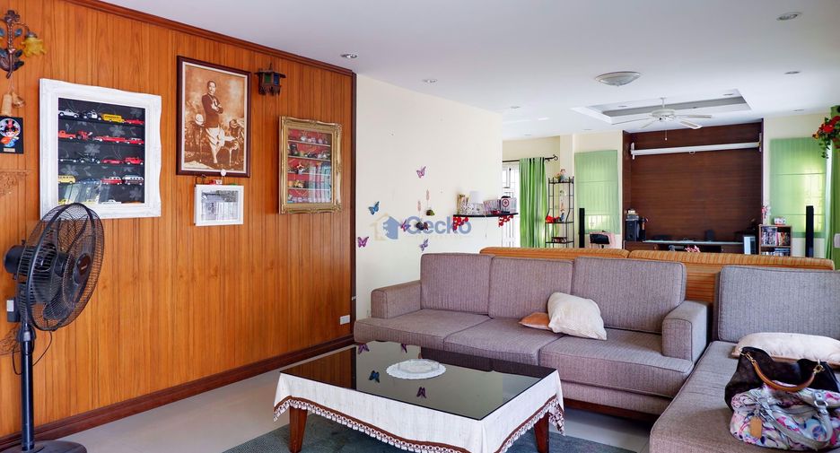 出租 3 卧室 独立屋 在 Bang Lamung, Chon Buri