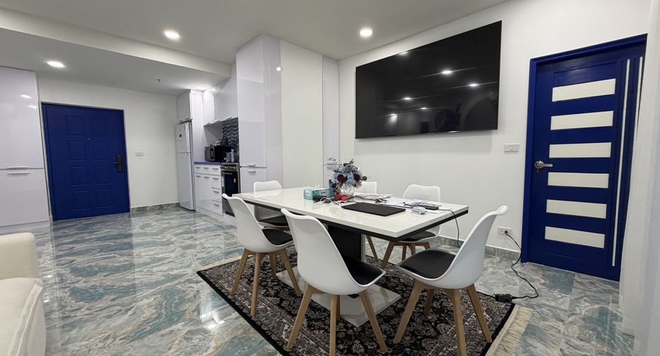 For sale 2 bedrooms condo in Watthana, Bangkok