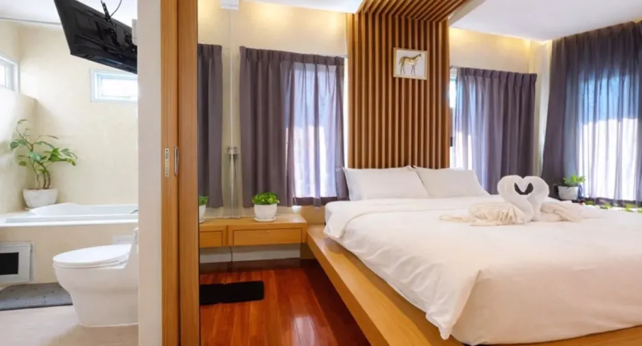 Casa en venta de 5 habitaciones en Bang Lamung, Chonburi