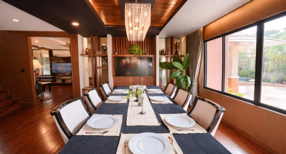 Casa en venta de 5 habitaciones en Bang Lamung, Chonburi