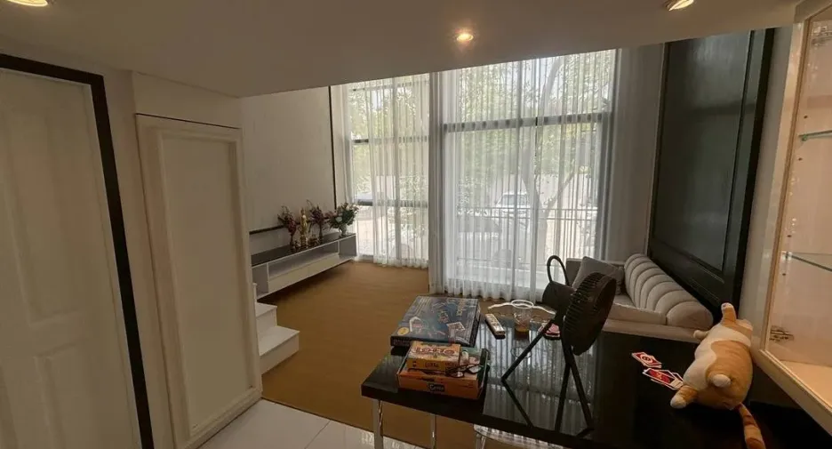 For sale 2 bedrooms house in Mueang Samut Prakan, Samut Prakan