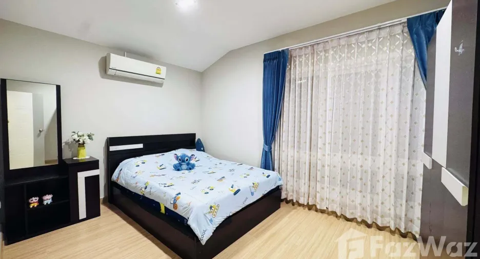 For rent 3 bedrooms house in Mueang Chiang Mai, Chiang Mai