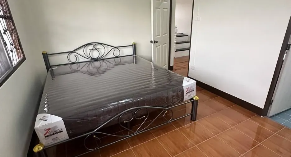 For rent 3 bedrooms house in Mueang Chiang Mai, Chiang Mai