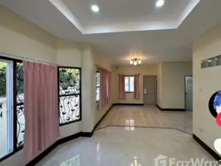 For rent 3 bedrooms house in Mueang Chiang Mai, Chiang Mai