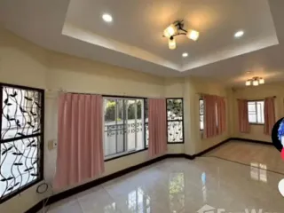For rent 3 bedrooms house in Mueang Chiang Mai, Chiang Mai