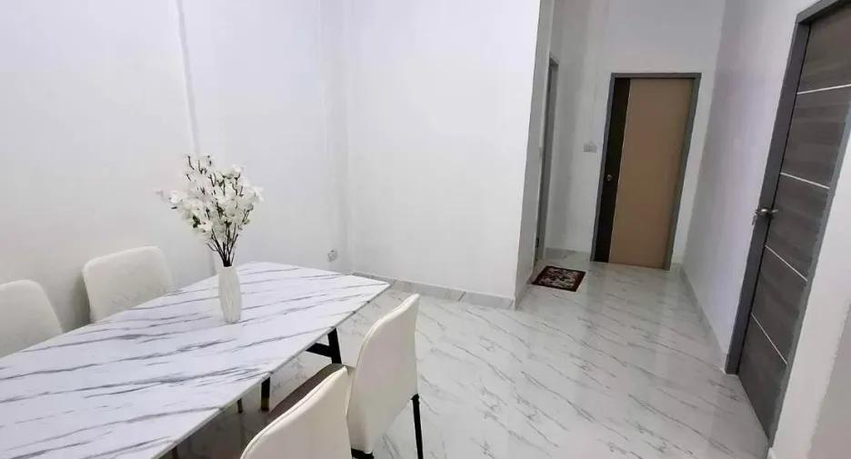 For sale 2 bedrooms townhouse in Bang Lamung, Chonburi