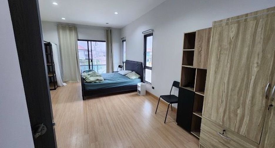 Haus zur Miete mit 3 Zimmer in Saraphi, Chiang Mai