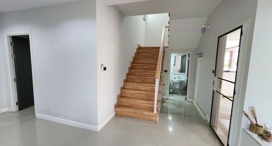 Haus zur Miete mit 3 Zimmer in Saraphi, Chiang Mai