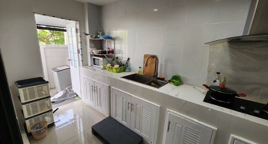 Haus zur Miete mit 3 Zimmer in Saraphi, Chiang Mai