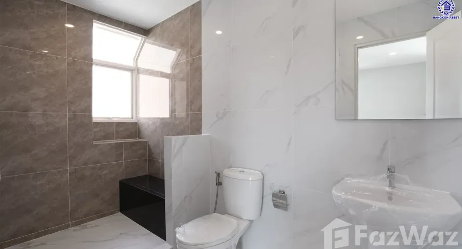 For sale 4 bedrooms house in Bang Bua Thong, Nonthaburi