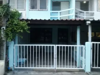 For rent 2 bedrooms townhouse in Bang Bua Thong, Nonthaburi