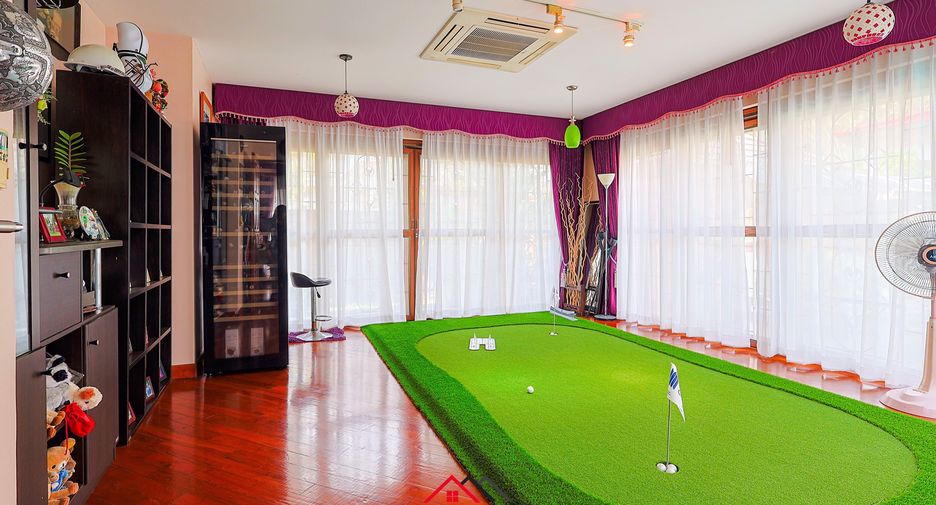 Haus zum Kauf mit 6 Zimmer in Huay Yai, Pattaya