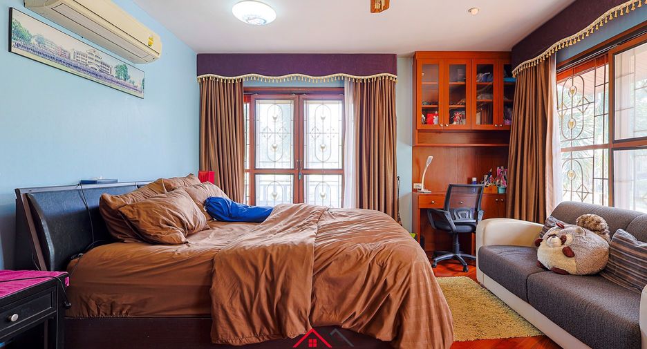 Haus zum Kauf mit 6 Zimmer in Huay Yai, Pattaya