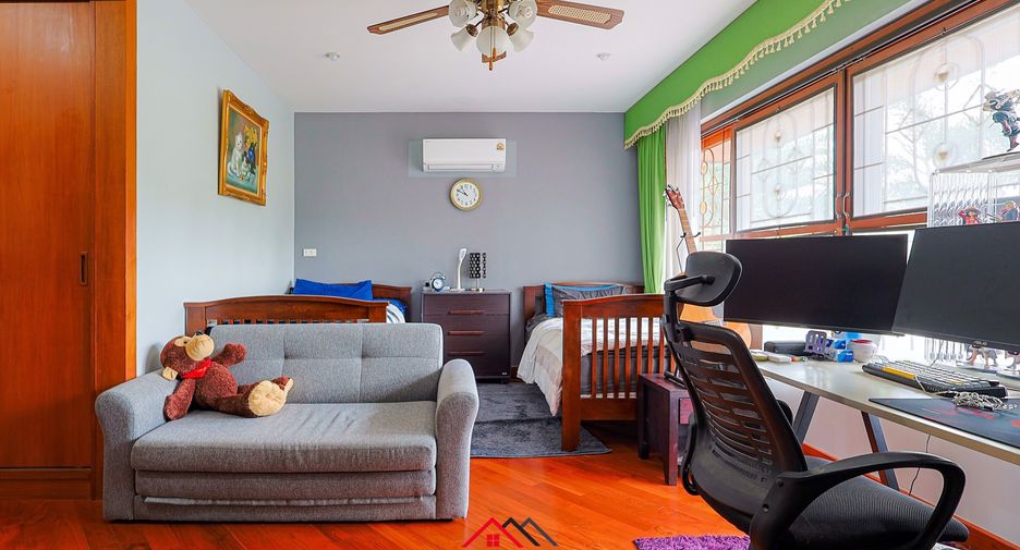 Haus zum Kauf mit 6 Zimmer in Huay Yai, Pattaya