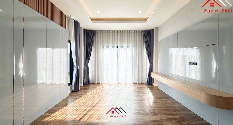 For sale 3 bedrooms house in Huay Yai, Pattaya
