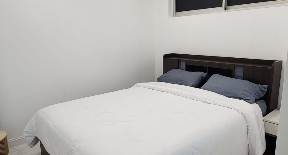 For rent 2 bedrooms condo in Bang Lamung, Chonburi