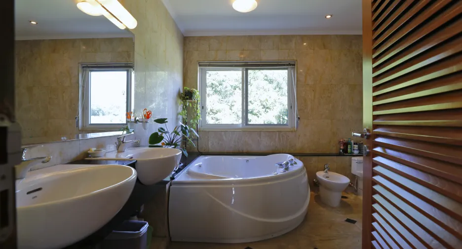 Villa zum Kauf mit 5 Zimmer in Si Racha, Chonburi