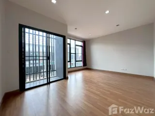 Продажа 3 спальни таунхаус в Нонг Кхаем, Бангкок
