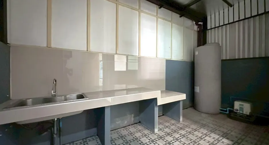 For sale 3 bedrooms townhouse in Nong Khaem, Bangkok