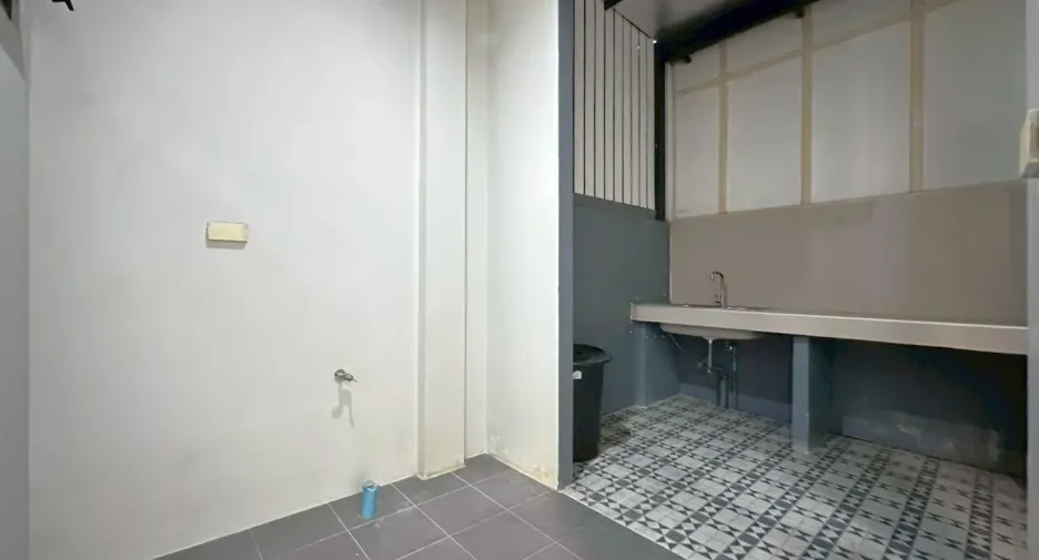 For sale 3 bedrooms townhouse in Nong Khaem, Bangkok