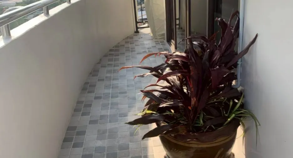 Condo en alquiler de 3 habitaciones en Suan Luang, Bangkok