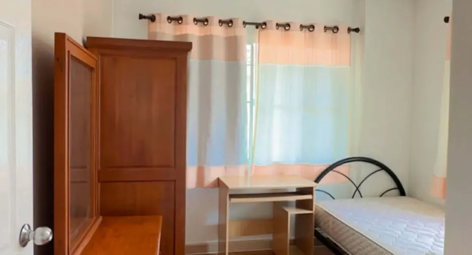 For rent 3 bedrooms house in Mueang Chiang Mai, Chiang Mai