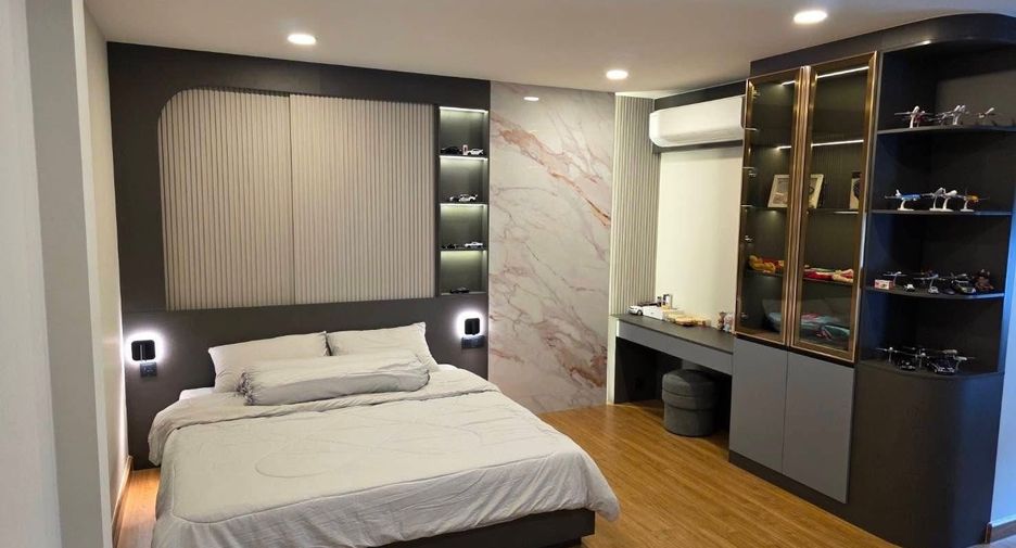 For sale 4 ベッドルーム house in Bang Phli, Samut Prakan