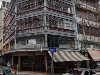 For rent 4 bedrooms retail Space in Samphanthawong, Bangkok
